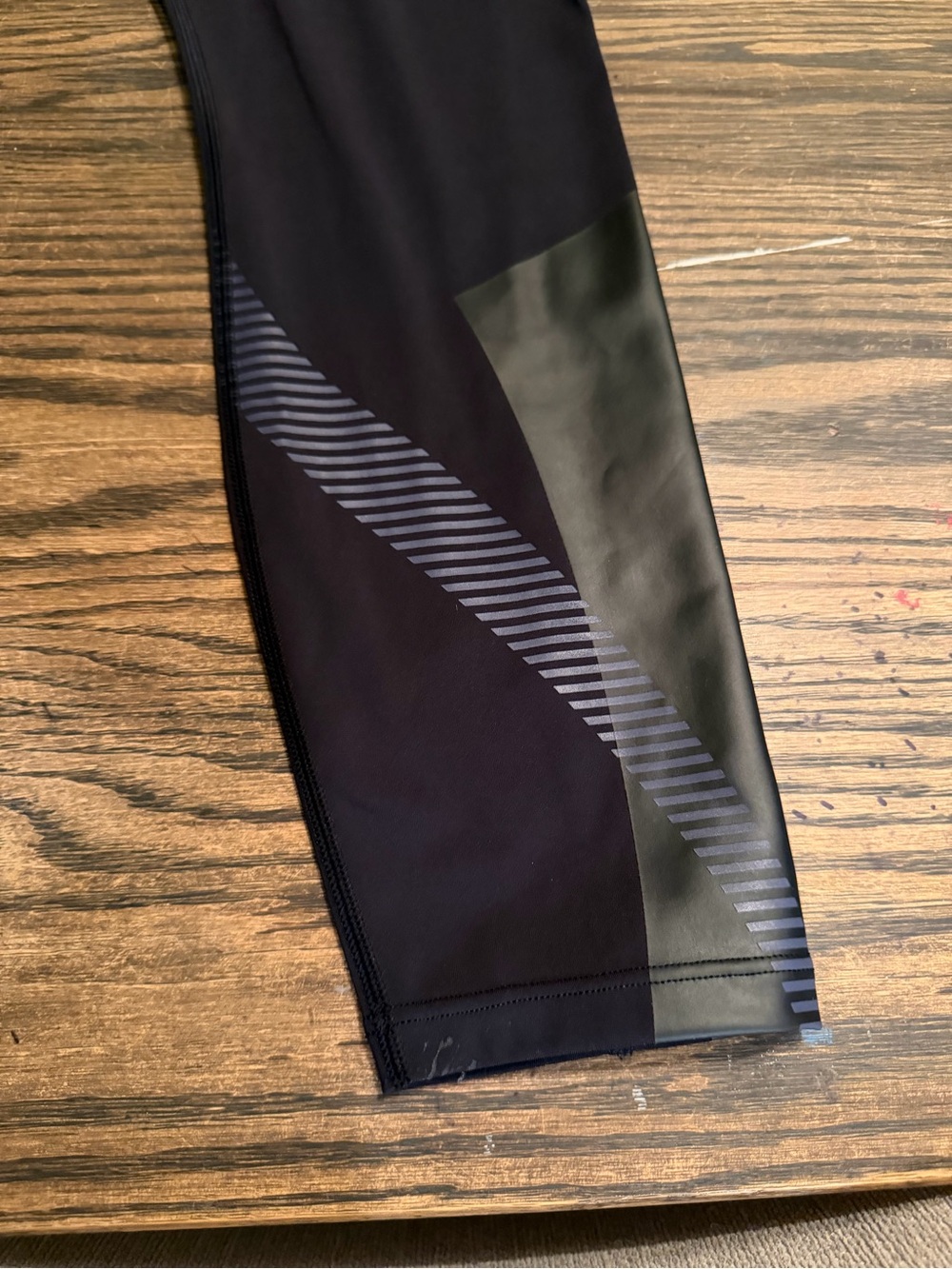 Allyson Felix Athleta Black Performance Leggings 0105 - Picture 3 of 15